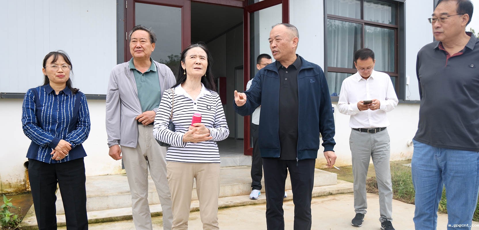 1758608491674375.jpg 调研3.jpg